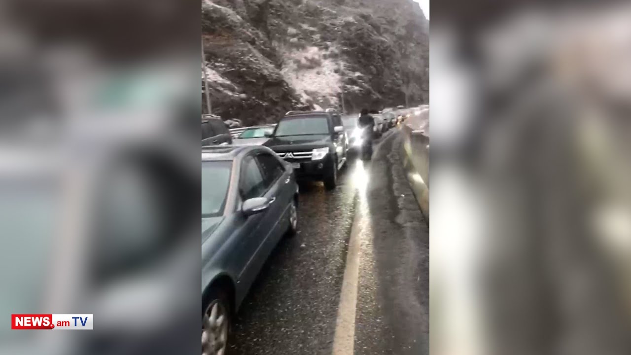 «Վերին Լարս» անցակետով ճանապարհը բացվել է մարդատարների համար, բեռնատարներին՝ ոչ